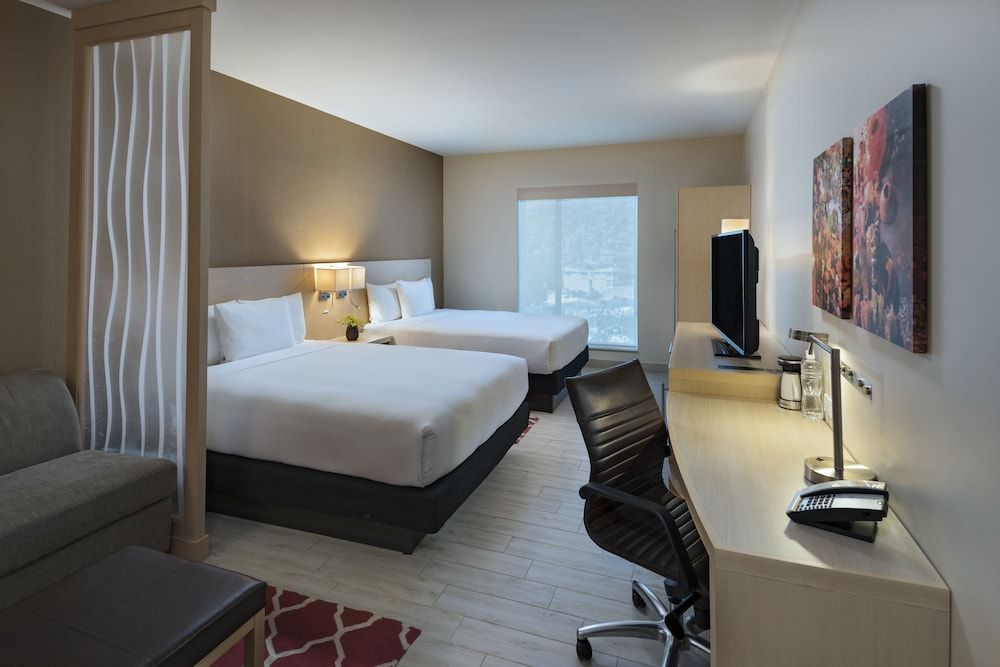 Standard Room, 1 King Bed