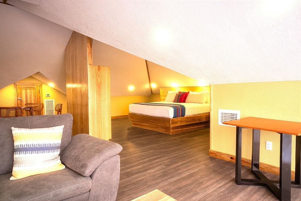 Panoramic Penthouse Suite