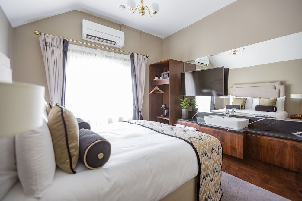 Trinity Townhouse Hotel Cosy Double Room 4