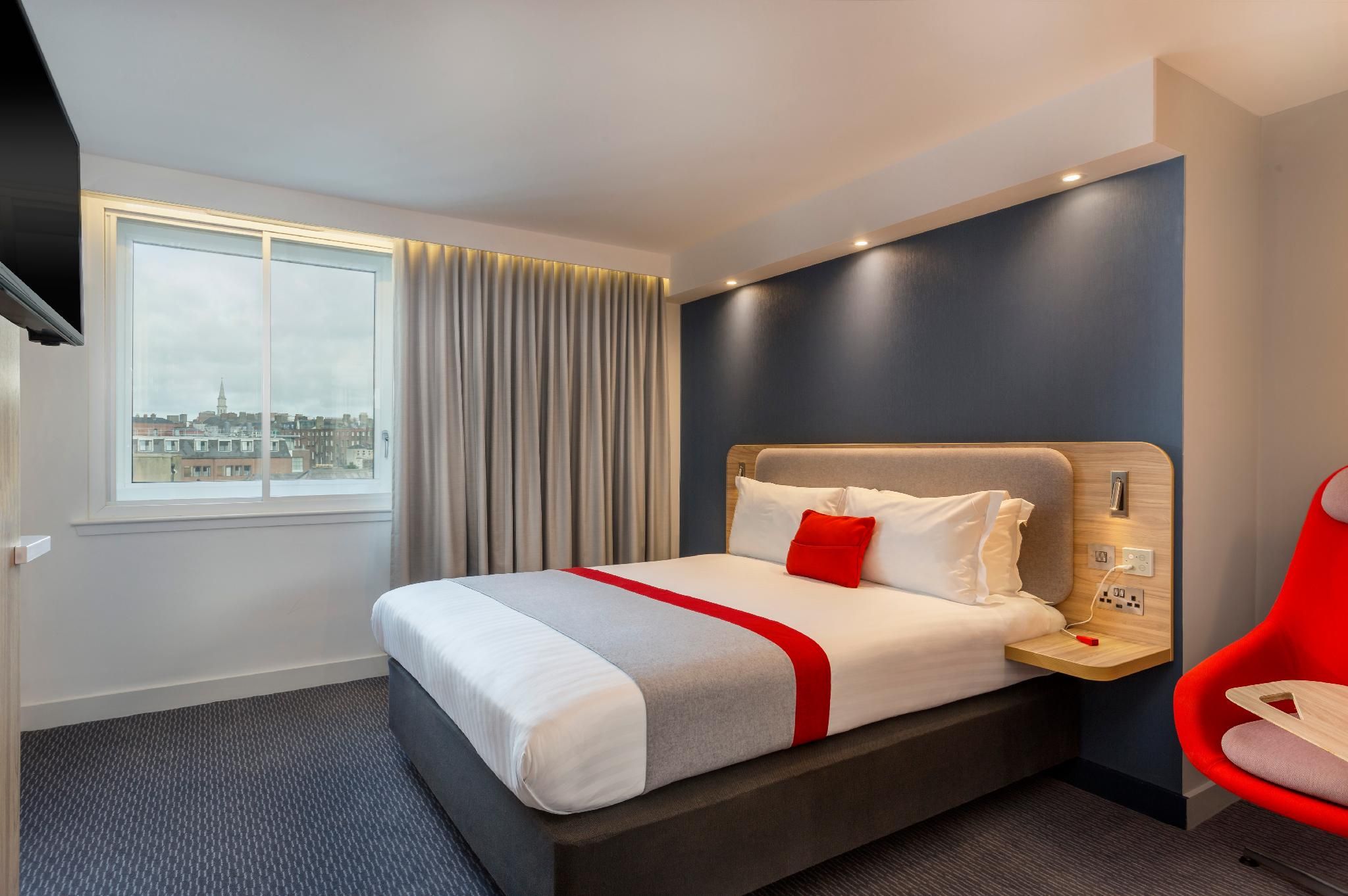1 Double Accessible with Free Hot Breakfast