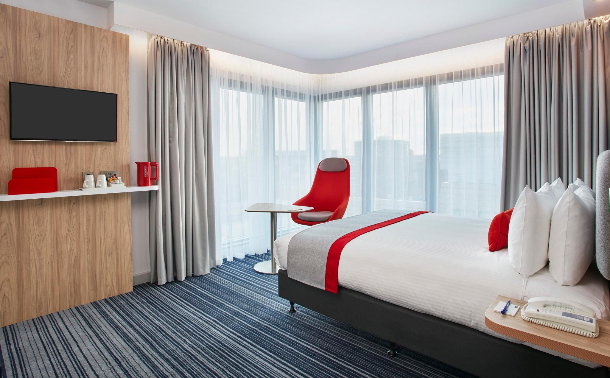 1 Double Accessible with Free Hot Breakfast