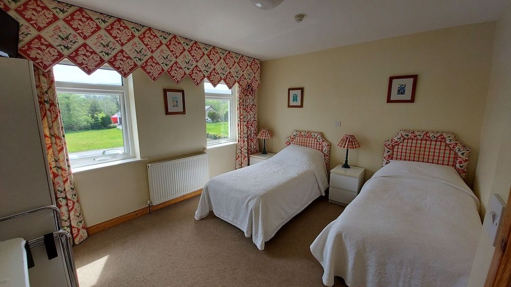 Classic Twin Room, Ensuite