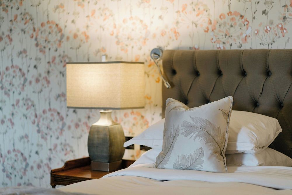 Deluxe Double Room, 1 King Bed, Garden View