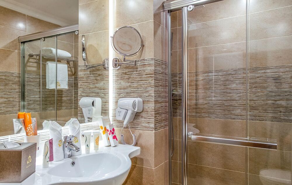 Harir palace Hotel Deluxe Double or Twin Room, 1 Double or 2 Twin Beds 7