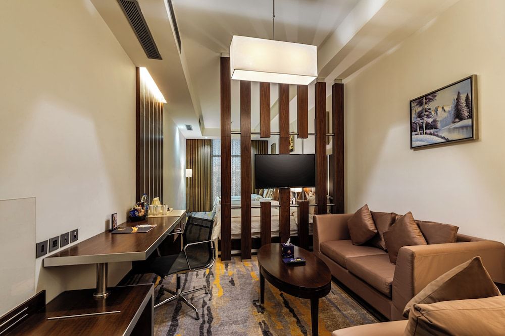 undefined Sulaf Luxury Hotel 8