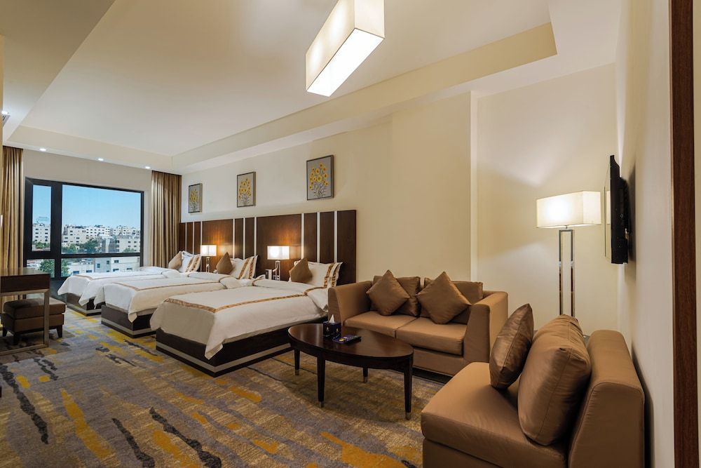 undefined Sulaf Luxury Hotel 10