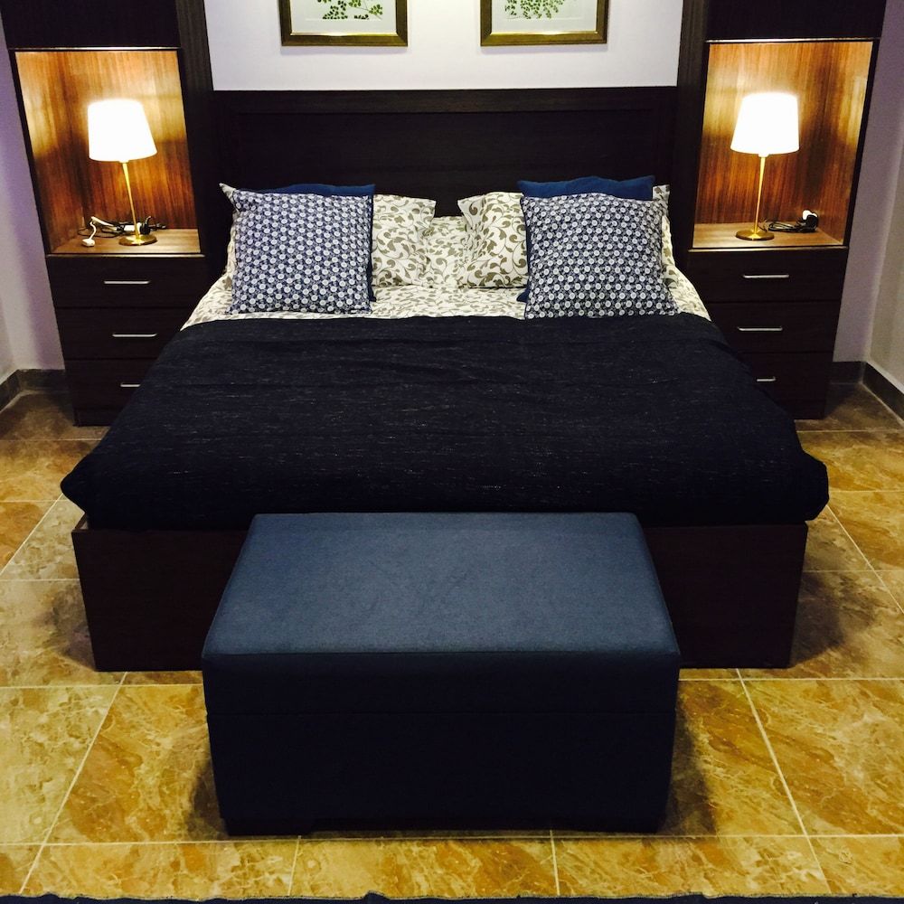undefined The Royal Luxury Apartments & studios 4