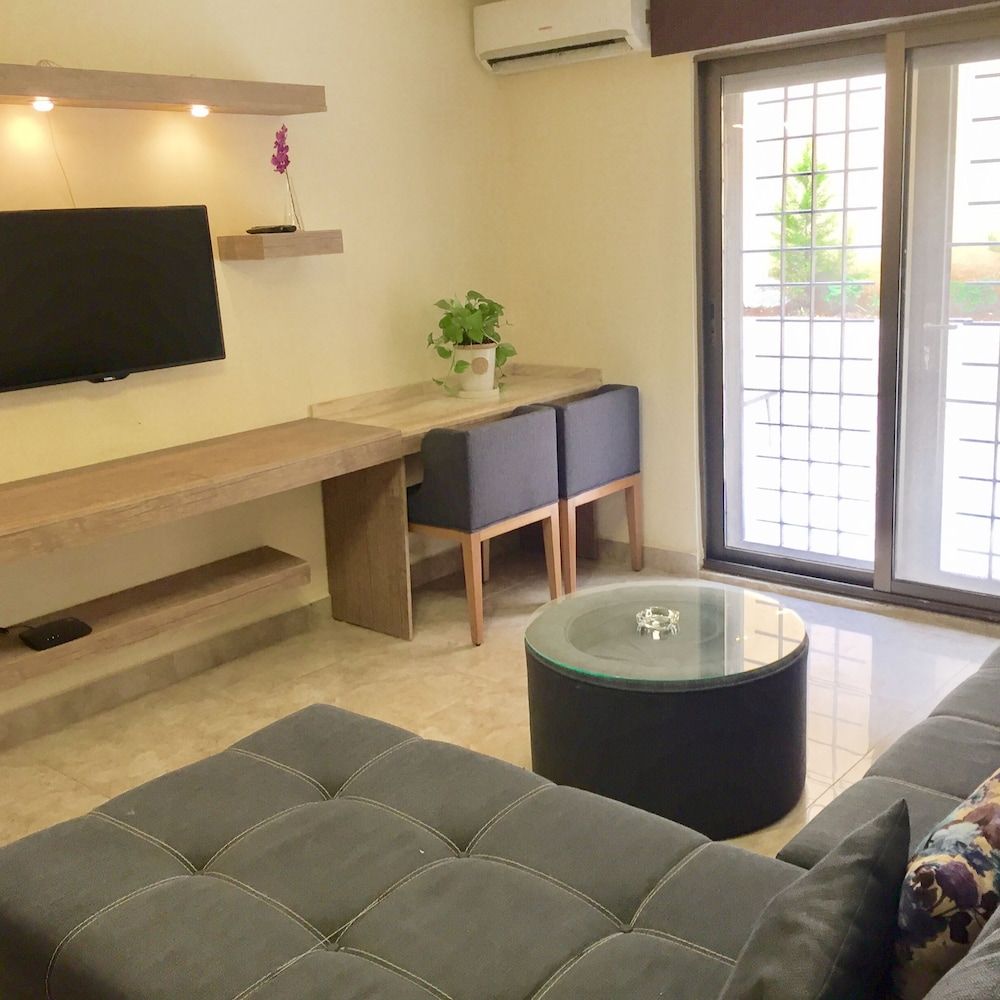 undefined The Royal Luxury Apartments & studios 2