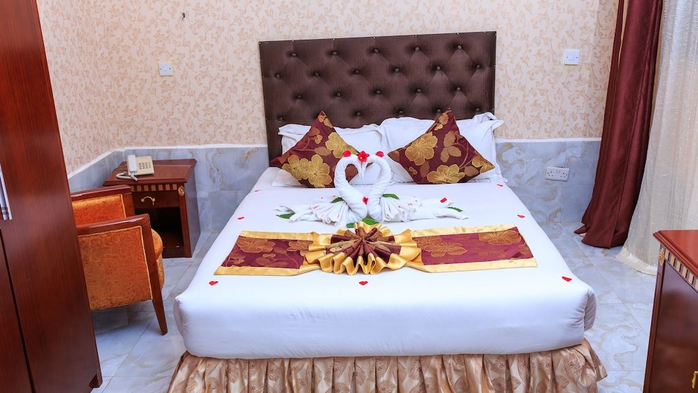 Easy Hotel Kenya Deluxe Double Room 15