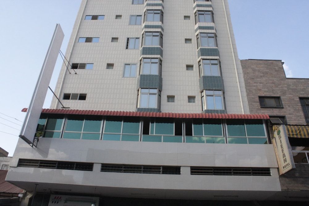 undefined Decasa Hotel 6