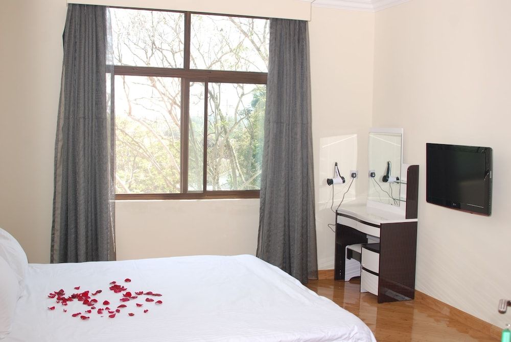 undefined The Panari Residence 8