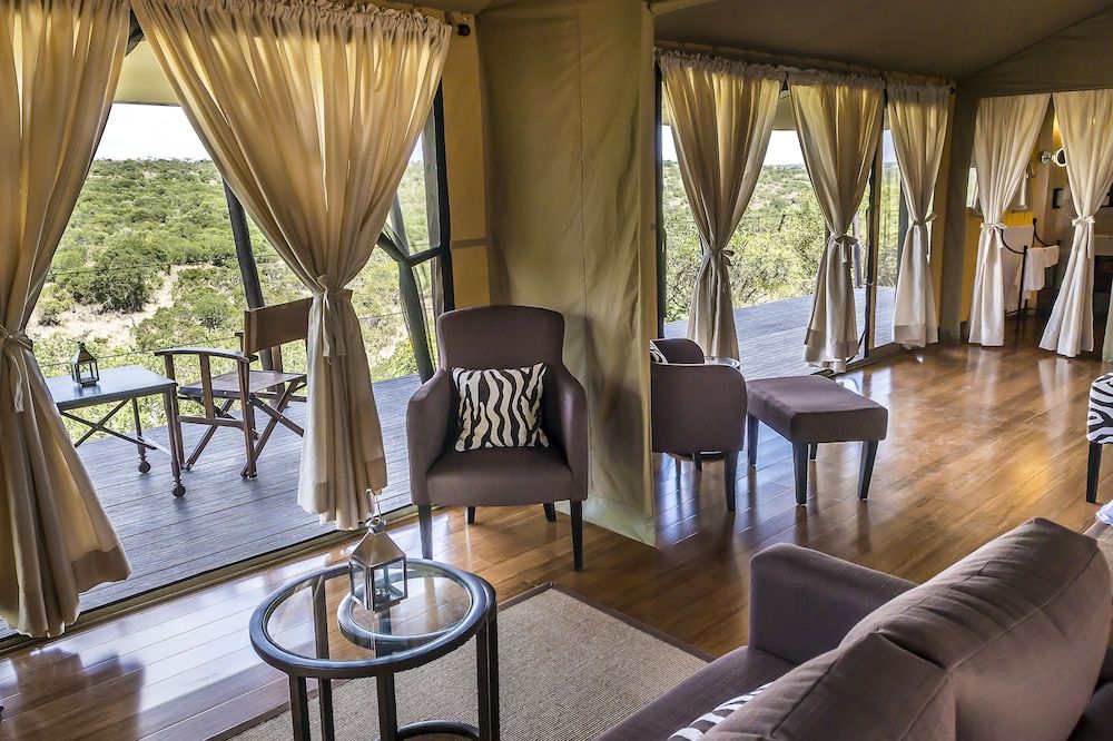 Mutara Camp Luxury Tent 9