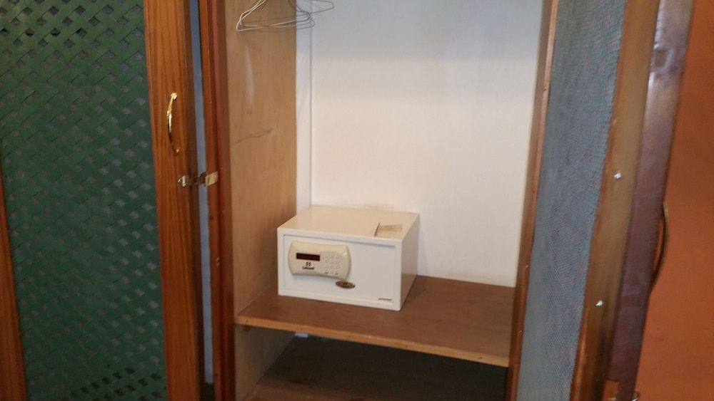 Woodmere Serviced Apartments Standard Apartment, 2 Bedrooms 11