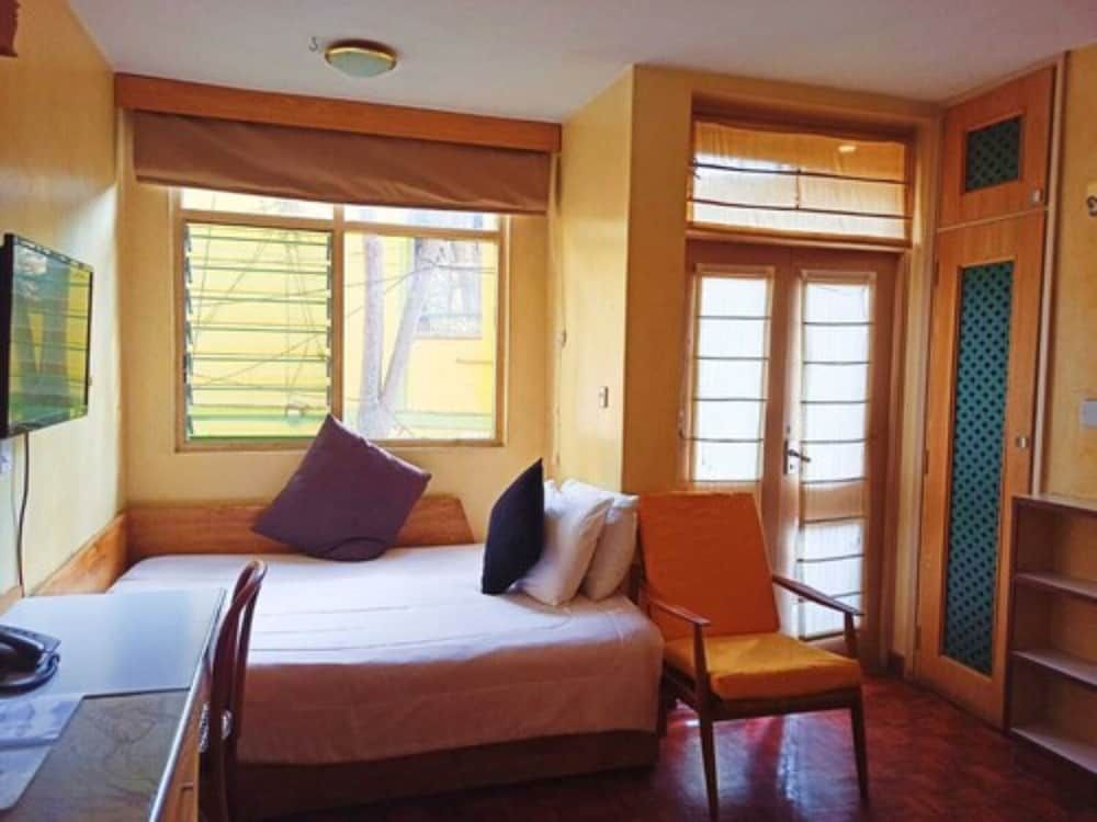 Woodmere Serviced Apartments