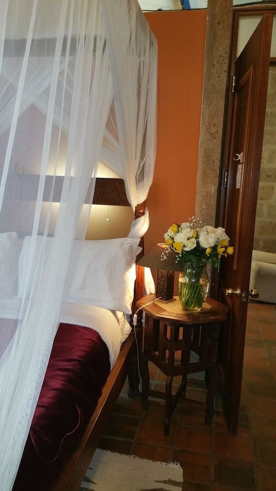 Woodmere Serviced Apartments Standard Apartment, 2 Bedrooms 3