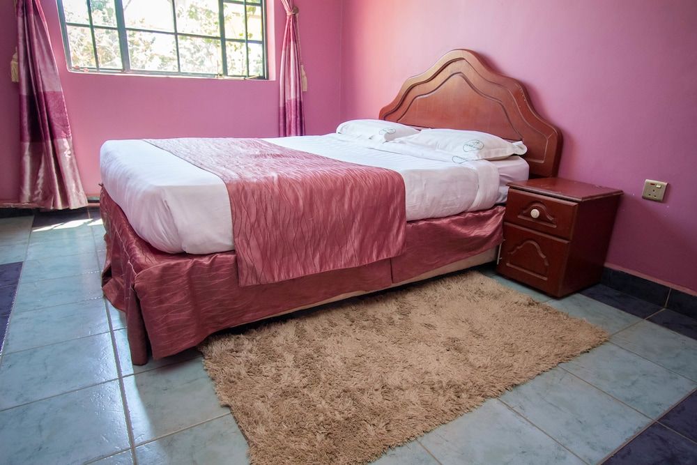 Parkview Safari Hotel and Apartments Deluxe Double Room, Balcony 3