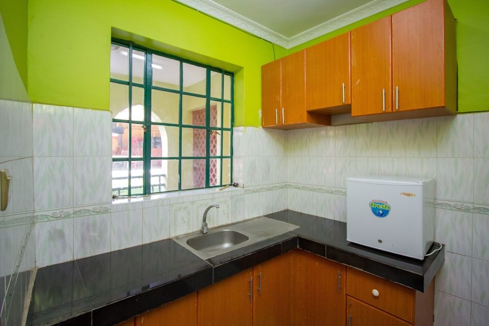 Parkview Safari Hotel and Apartments Deluxe Double Room, Balcony 9