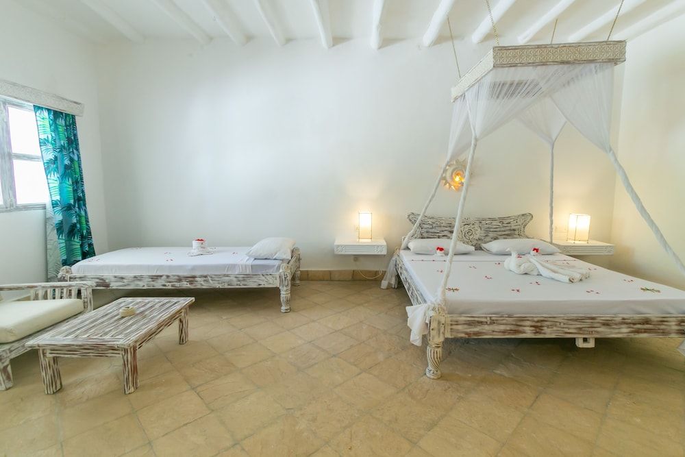 Sun Palm Beach Resort Deluxe Room, 1 Queen Bed, Sea View, Sea Facing 12