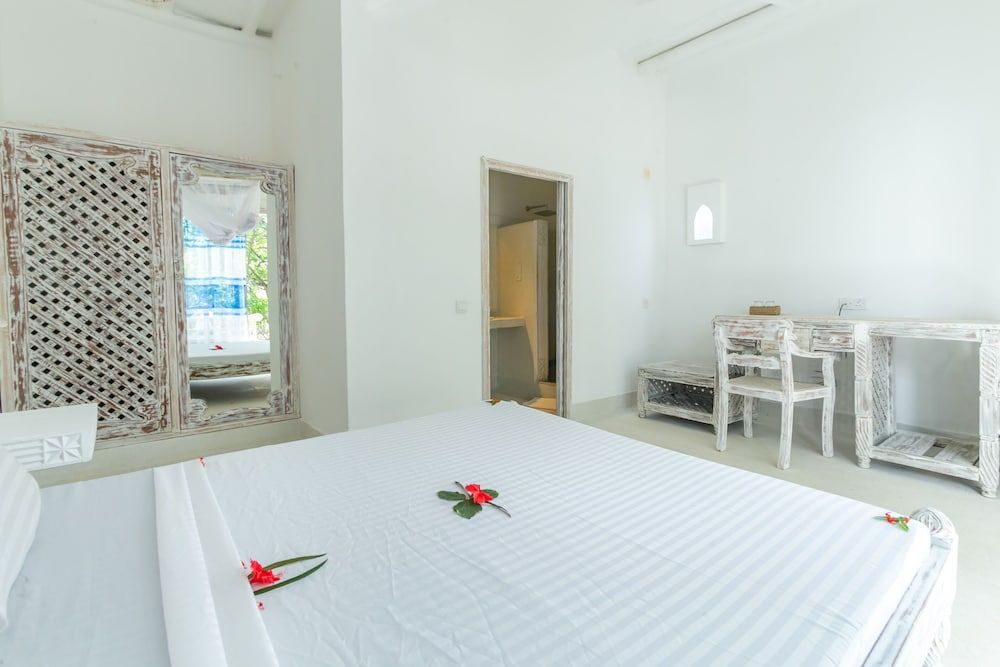 Sun Palm Beach Resort Standard Room, 1 Queen Bed 2