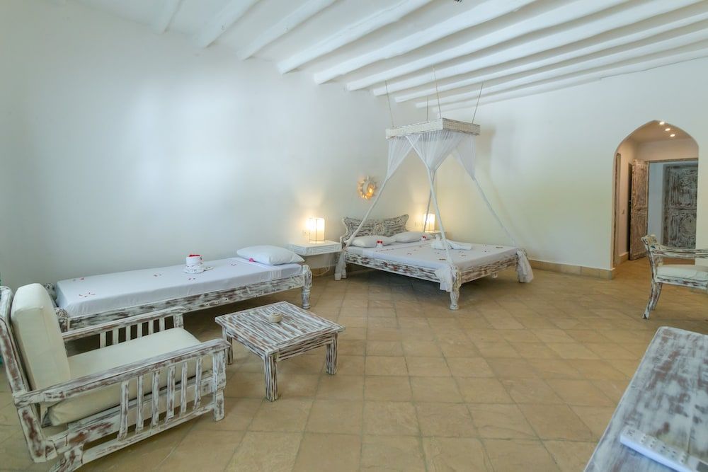Sun Palm Beach Resort Deluxe Room, 1 Queen Bed, Sea View, Sea Facing 9