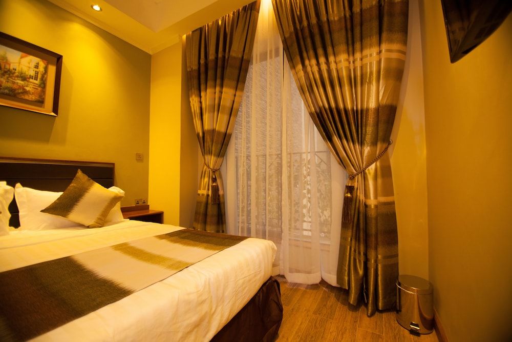 After 40 Hotel Standard Double Room, 1 King Bed, Non Smoking 3