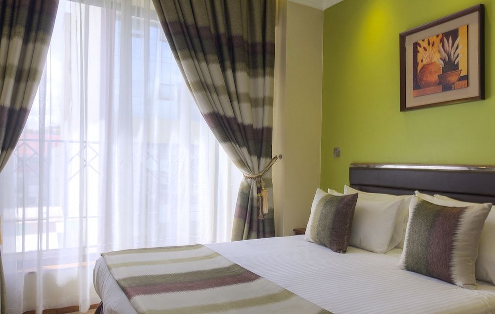 After 40 Hotel Standard Double Room, 1 King Bed, Non Smoking 2