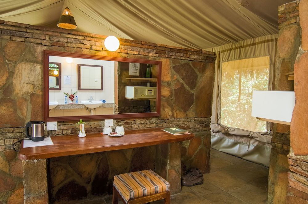 Sentrim Mara Game Lodge Standard Double Room 18