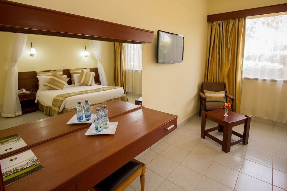 Sirikwa Hotel Standard Double Room 2