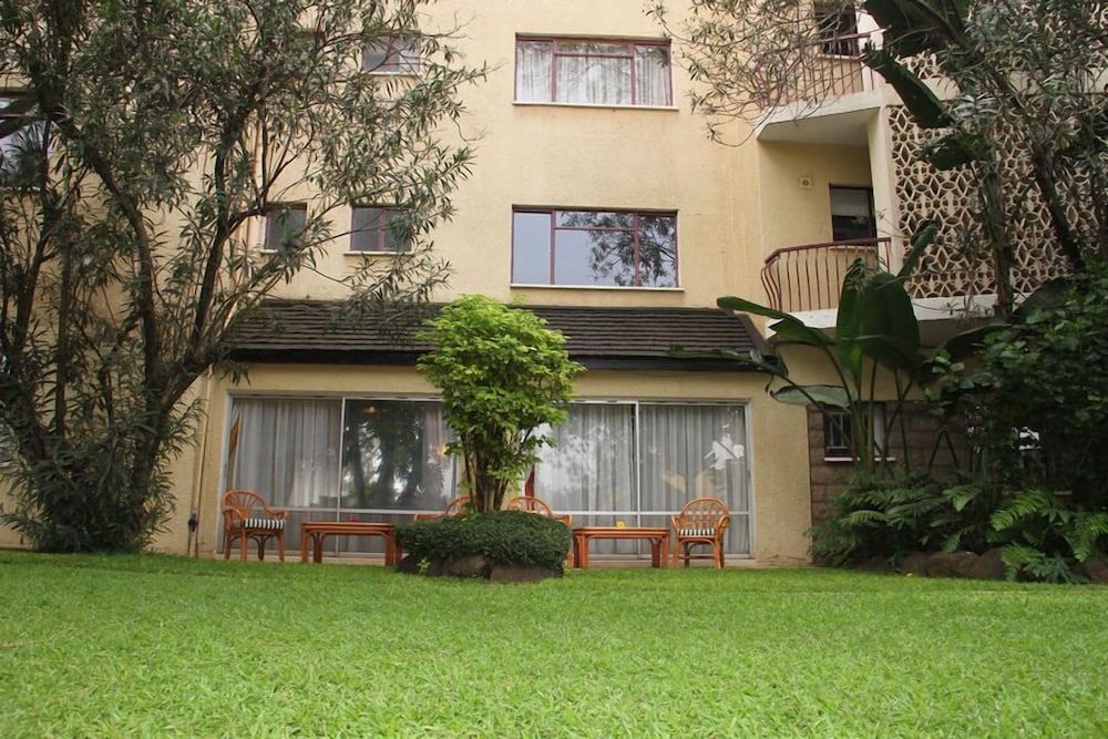 Mimosa Court Apartments Economy Apartment, 1 Bedroom, Garden View 11