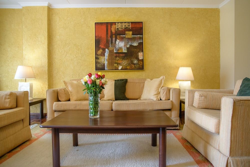 Mimosa Court Apartments Economy Apartment, 1 Bedroom, Garden View 4