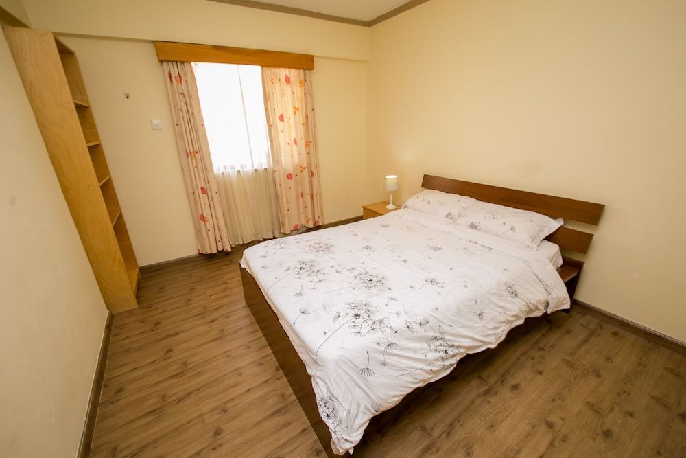 undefined Kates Apartments 3