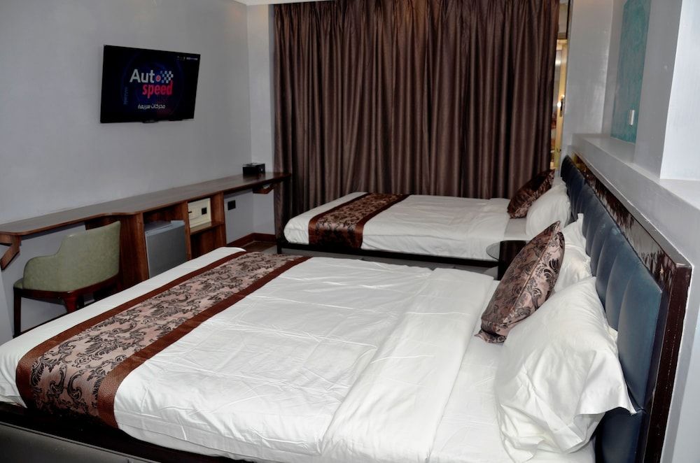 Lagos Hotel Twin Room 3