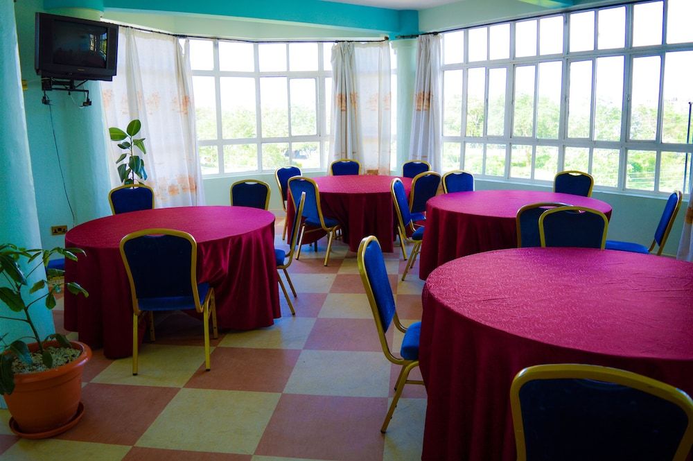 undefined Stardom Hotel 10