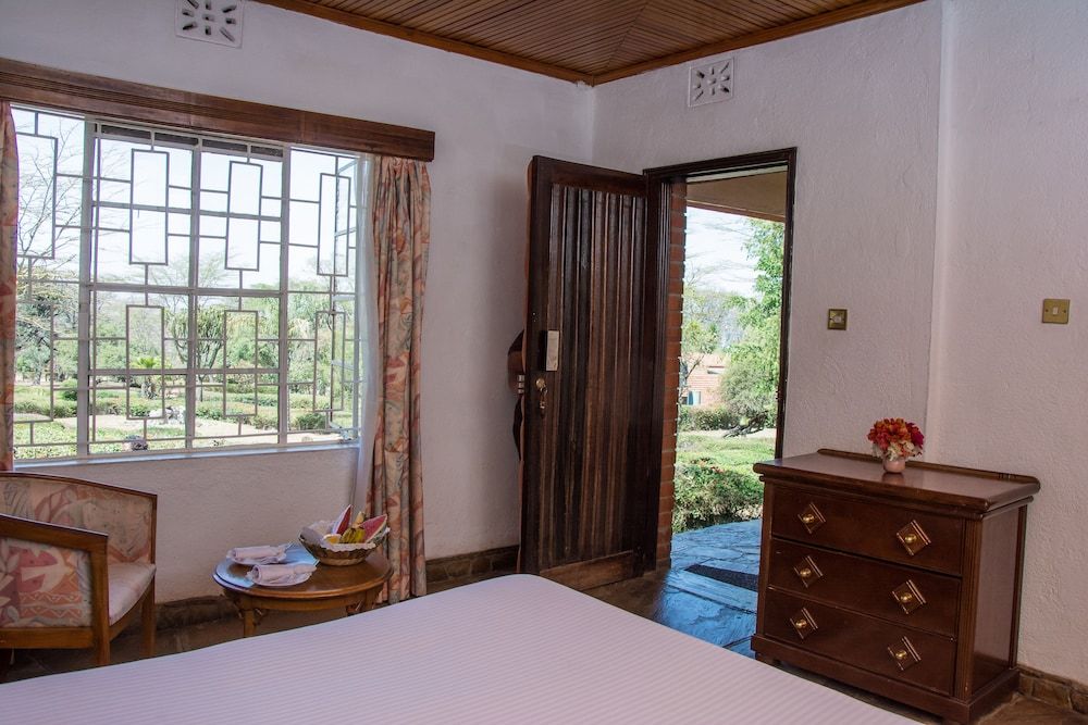 Jacaranda Lake Elementaita Lodge Standard Room, 1 King Bed 4