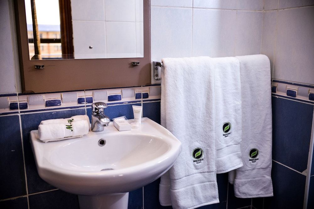 Melili Hotel Standard Double Room 11