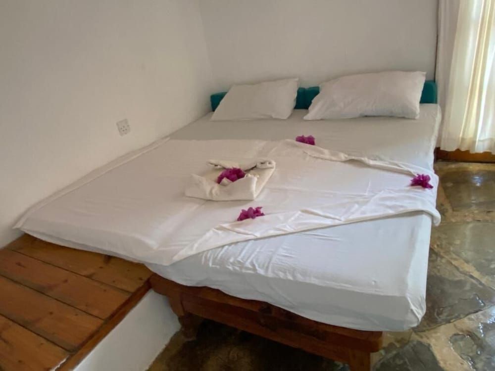 Silver Rock Hotel Deluxe Apartment, 2 Bedrooms, Ocean View, Beachfront 10