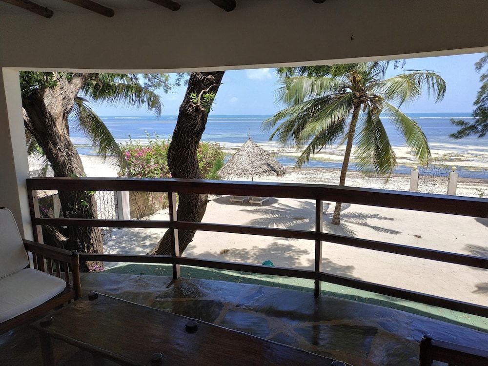 Silver Rock Hotel Deluxe Apartment, 2 Bedrooms, Ocean View, Beachfront 26