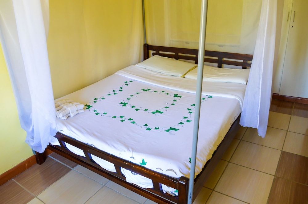 West Park Executive Suite 2