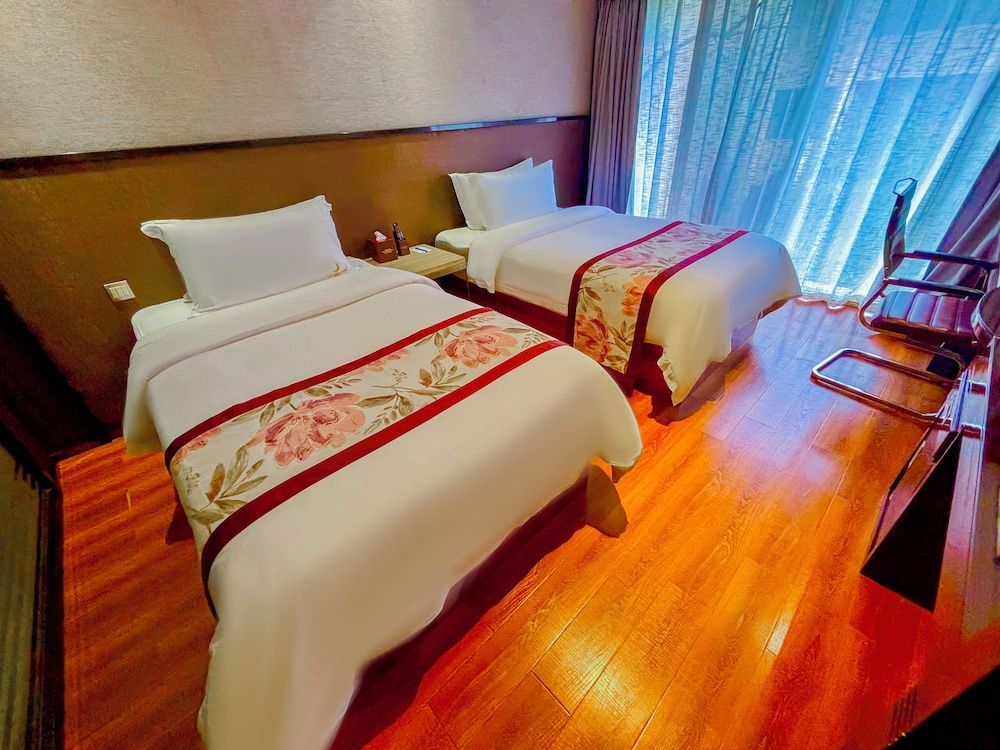 Swiss Lenana Mount Hotel Superior Double or Twin Room 3