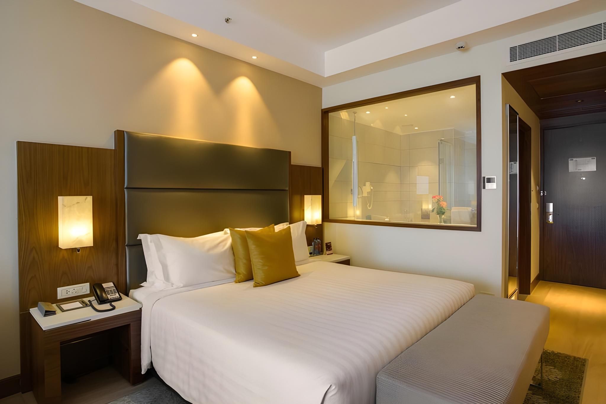 1 King Bed Standard Balcony