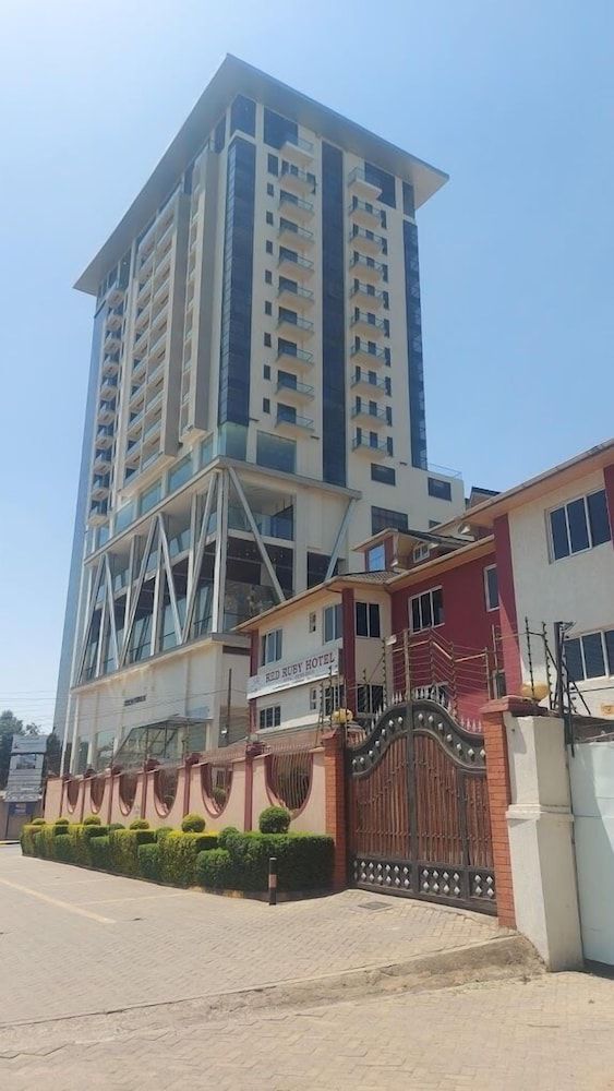 undefined Red Ruby Hotel 7