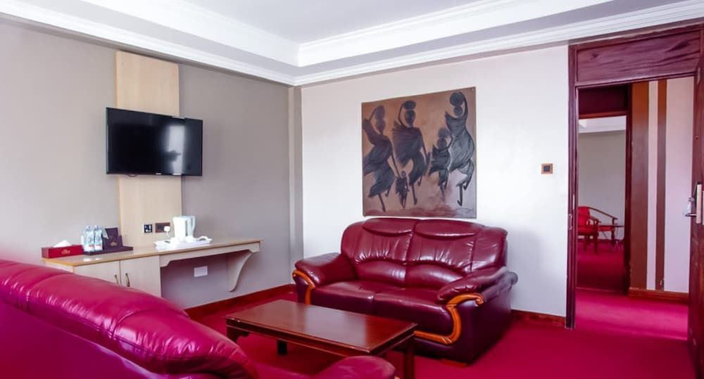 The Luke Hotel Cravers Thika Family Suite 5