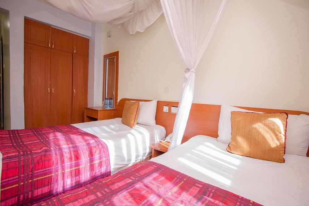 Milestone City Hotel Standard Twin Room 3