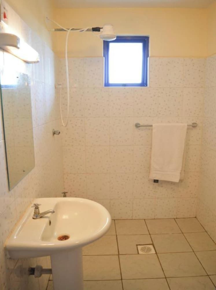 Konza City Tranzit Hotel Standard Single Room 5