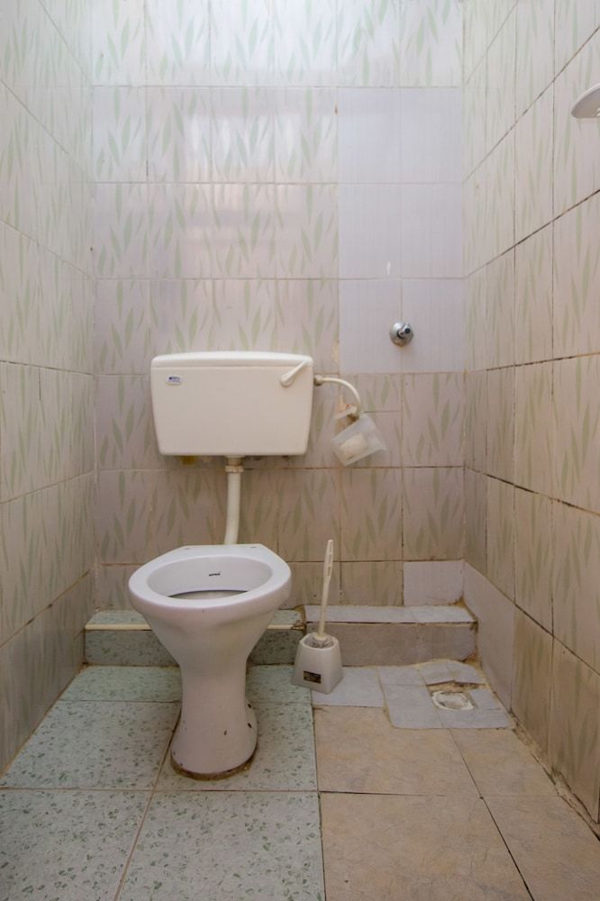 Dafam Hotel Standard Double or Twin Room 6