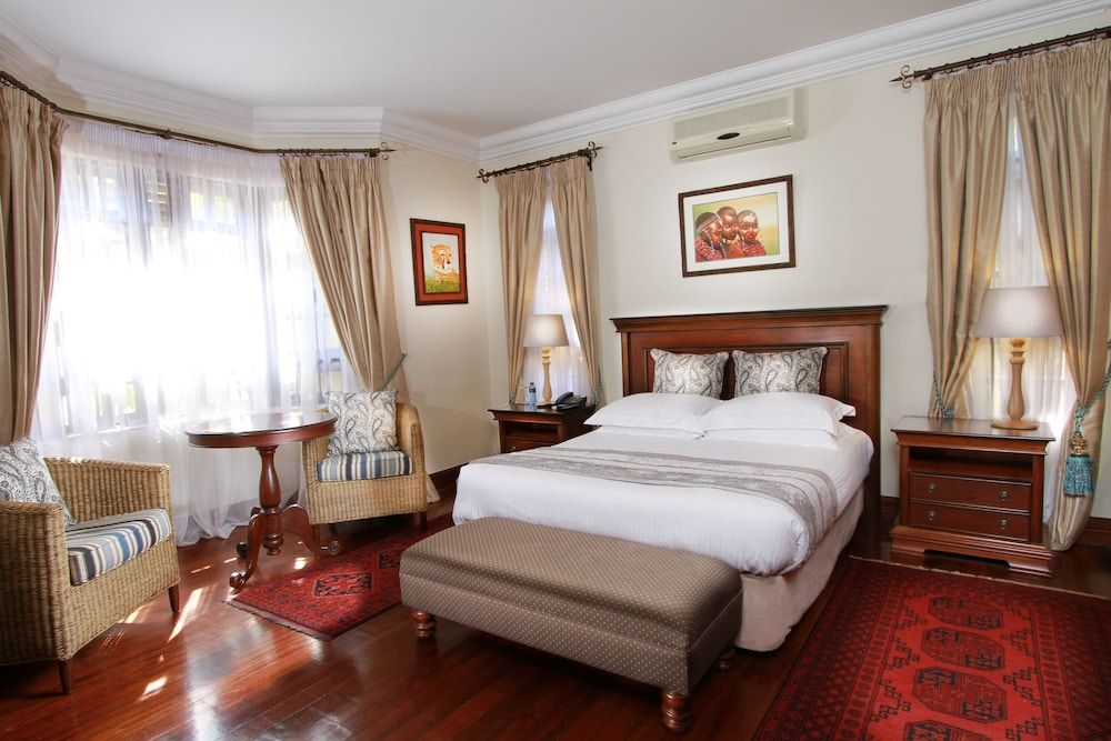 The Bedelle Deluxe Suite 2