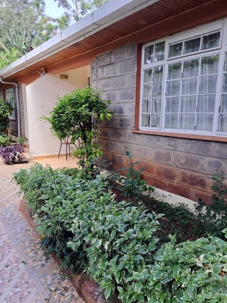 undefined Rosslyn Studios 5