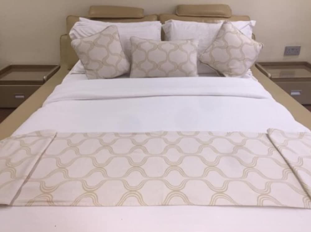 The Landmark Suites Westlands, Nairobi- Next to Westgate Mall Standard Double Room 3