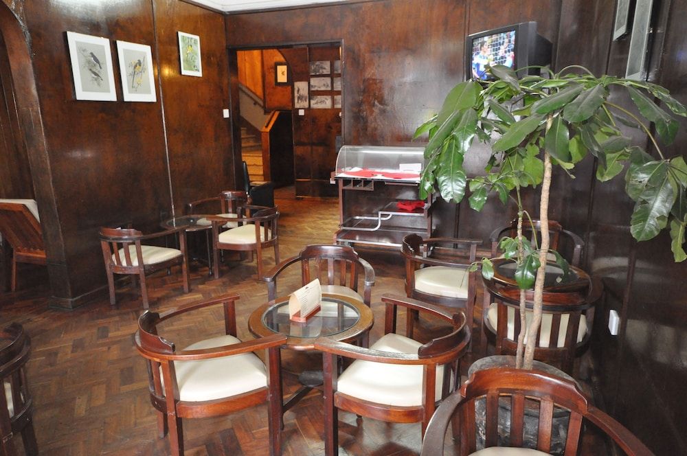 undefined Oakwood Hotel 7