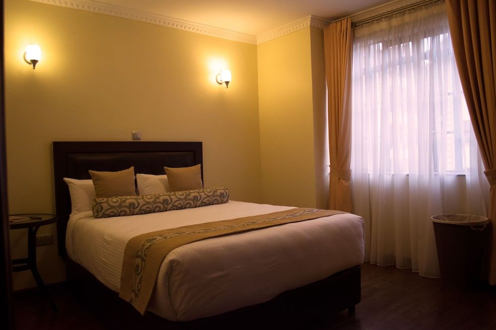undefined Gramo Suites